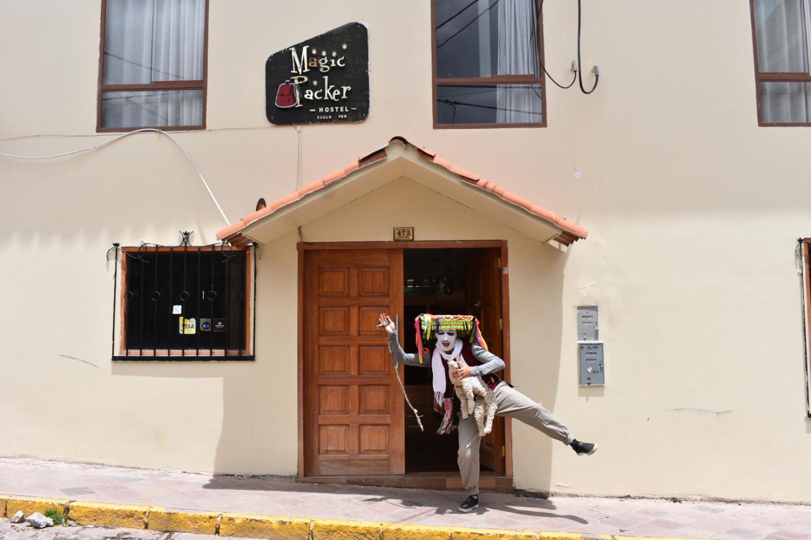 Magic Packer Hostel Cuzco Exterior photo